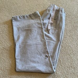 Light Heather Gray Lululemon Drawstring Sweatpants {Size 8}